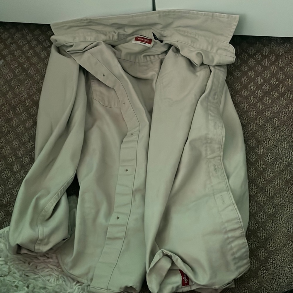 Wranglers beige button up cardigan